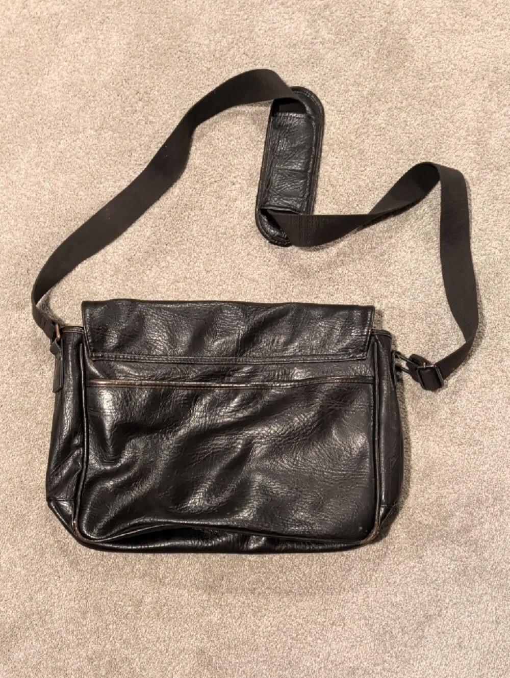 Ted Baker Classic Dark Brown Leather Messenger Bag - Picture 2 of 6